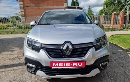 Renault Logan II, 2019 год, 1 150 000 рублей, 2 фотография