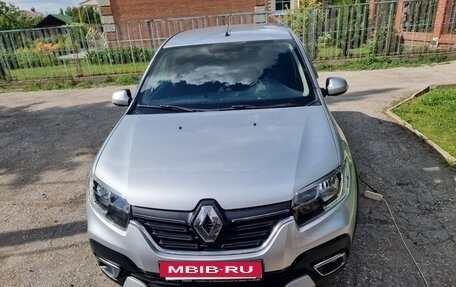Renault Logan II, 2019 год, 1 150 000 рублей, 3 фотография