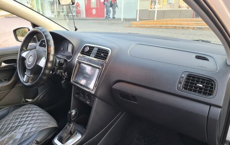 Volkswagen Polo VI (EU Market), 2014 год, 770 000 рублей, 2 фотография