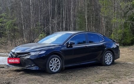 Toyota Camry, 2019 год, 2 950 000 рублей, 3 фотография