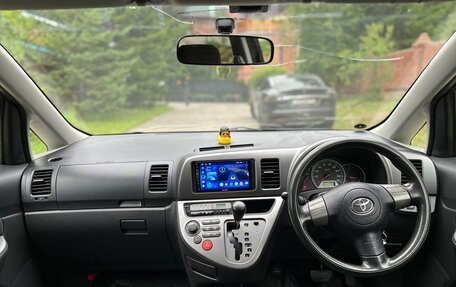 Toyota Wish II, 2003 год, 790 000 рублей, 19 фотография