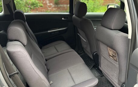 Toyota Wish II, 2003 год, 790 000 рублей, 25 фотография