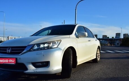 Honda Accord IX рестайлинг, 2013 год, 1 280 000 рублей, 2 фотография