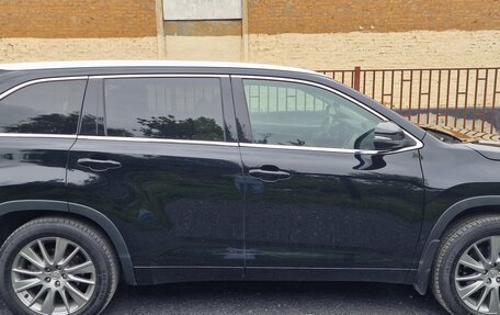 Toyota Highlander III, 2014 год, 3 350 000 рублей, 8 фотография