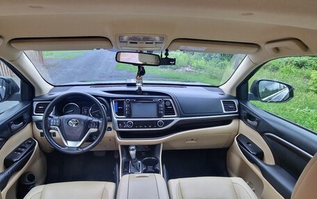 Toyota Highlander III, 2014 год, 3 350 000 рублей, 12 фотография