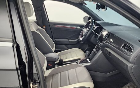 Volkswagen T-Roc I, 2022 год, 1 370 000 рублей, 13 фотография