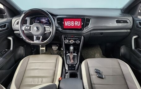 Volkswagen T-Roc I, 2022 год, 1 370 000 рублей, 6 фотография