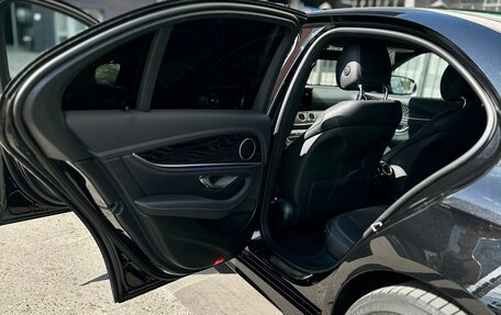 Mercedes-Benz E-Класс, 2021 год, 4 500 000 рублей, 12 фотография