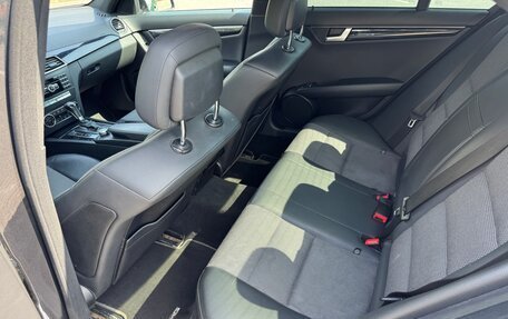 Mercedes-Benz C-Класс, 2011 год, 1 100 000 рублей, 6 фотография