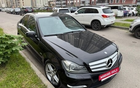 Mercedes-Benz C-Класс, 2011 год, 1 100 000 рублей, 3 фотография