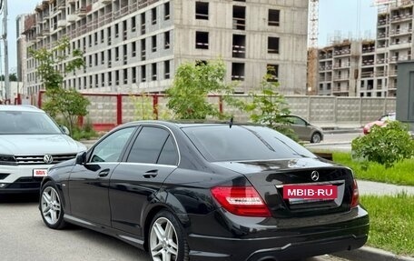 Mercedes-Benz C-Класс, 2011 год, 1 100 000 рублей, 5 фотография