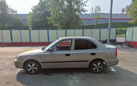 Hyundai Accent II, 2009 год, 380 000 рублей, 3 фотография
