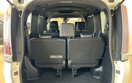 Toyota Noah III, 2018 год, 2 859 900 рублей, 20 фотография