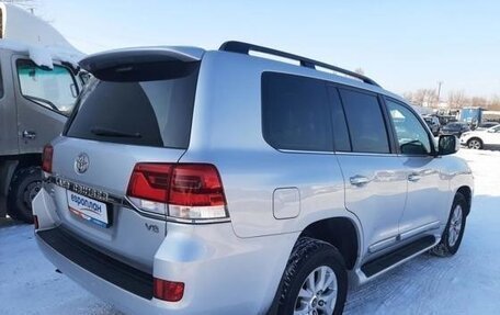 Toyota Land Cruiser 200, 2020 год, 7 300 000 рублей, 3 фотография