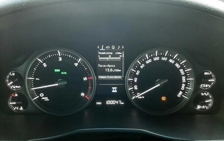 Toyota Land Cruiser 200, 2020 год, 7 300 000 рублей, 7 фотография