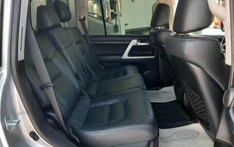 Toyota Land Cruiser 200, 2020 год, 7 300 000 рублей, 11 фотография