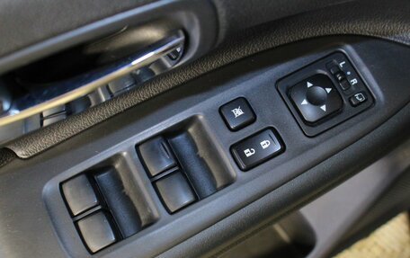 Mitsubishi Outlander III рестайлинг 3, 2012 год, 1 408 000 рублей, 14 фотография