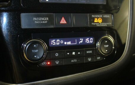 Mitsubishi Outlander III рестайлинг 3, 2012 год, 1 408 000 рублей, 13 фотография