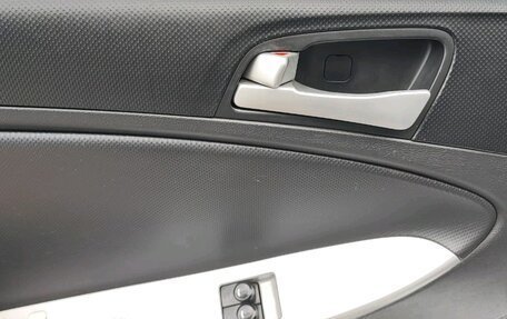 Hyundai Solaris II рестайлинг, 2013 год, 660 000 рублей, 11 фотография