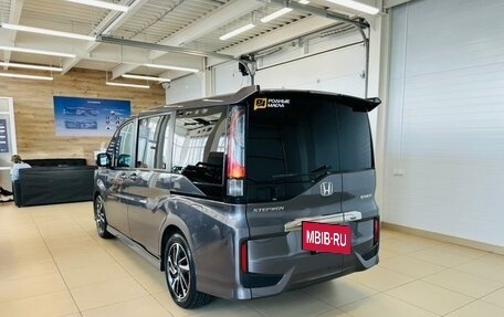 Honda Stepwgn IV, 2019 год, 2 649 900 рублей, 4 фотография