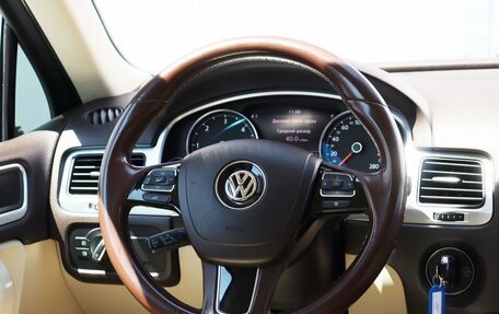 Volkswagen Touareg III, 2010 год, 2 199 000 рублей, 12 фотография