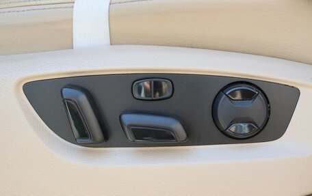 Volkswagen Touareg III, 2010 год, 2 199 000 рублей, 15 фотография
