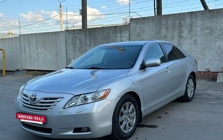 Toyota Camry, 2008 год, 1 250 000 рублей, 2 фотография