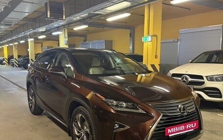 Lexus RX IV рестайлинг, 2016 год, 4 000 000 рублей, 3 фотография