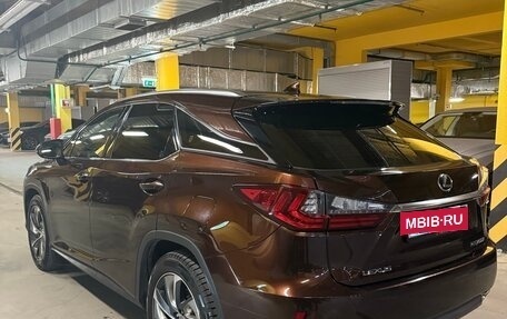 Lexus RX IV рестайлинг, 2016 год, 4 000 000 рублей, 5 фотография