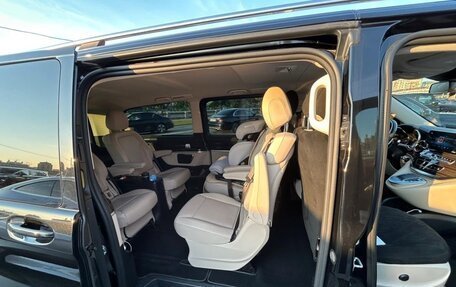 Mercedes-Benz V-Класс, 2020 год, 7 000 000 рублей, 3 фотография