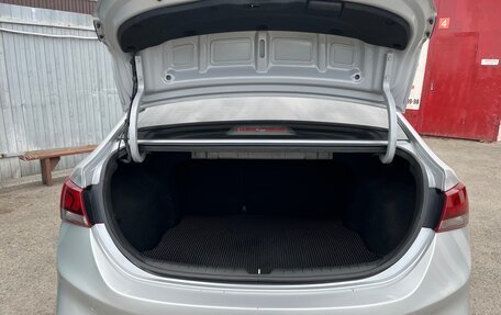 Hyundai Solaris II рестайлинг, 2017 год, 1 180 000 рублей, 19 фотография