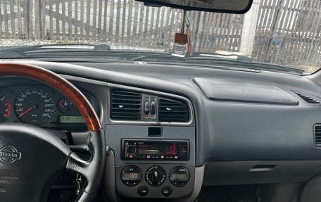 Nissan Primera II рестайлинг, 2000 год, 240 000 рублей, 7 фотография