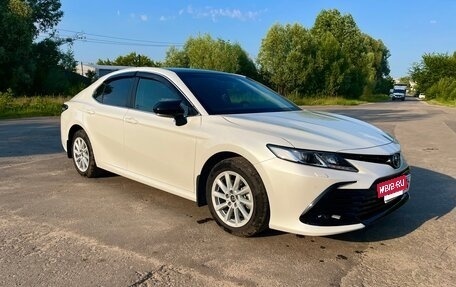 Toyota Camry, 2021 год, 3 300 000 рублей, 13 фотография