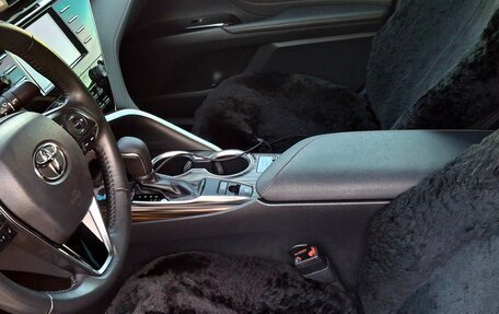 Toyota Camry, 2018 год, 2 550 000 рублей, 7 фотография