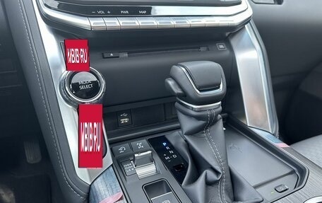 Toyota Land Cruiser, 2025 год, 11 950 000 рублей, 15 фотография
