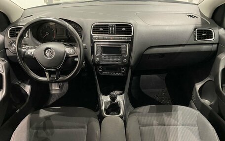 Volkswagen Polo VI (EU Market), 2017 год, 949 000 рублей, 10 фотография