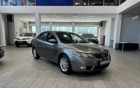 KIA Cerato III, 2010 год, 899 900 рублей, 3 фотография