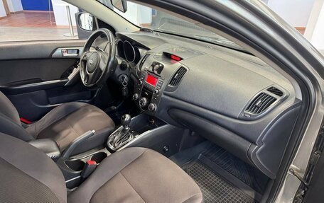 KIA Cerato III, 2010 год, 899 900 рублей, 11 фотография