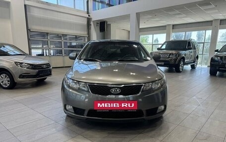 KIA Cerato III, 2010 год, 899 900 рублей, 2 фотография