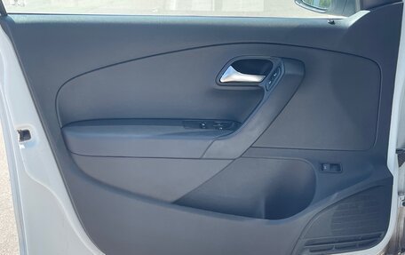 Volkswagen Polo VI (EU Market), 2016 год, 600 000 рублей, 12 фотография