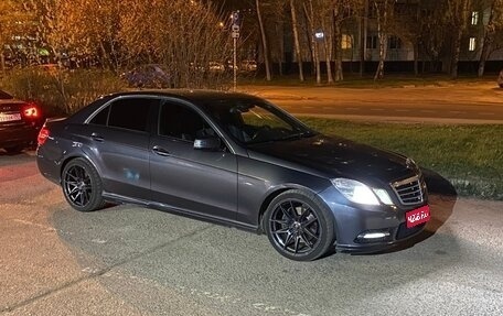 Mercedes-Benz E-Класс, 2011 год, 1 720 000 рублей, 1 фотография
