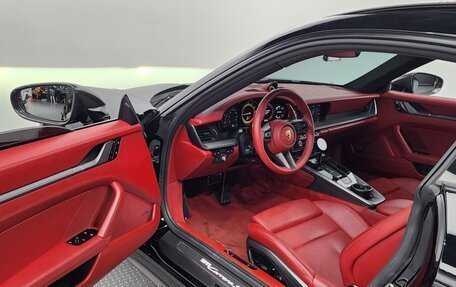 Porsche 911, 2021 год, 12 900 000 рублей, 9 фотография