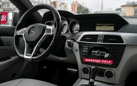 Mercedes-Benz C-Класс, 2011 год, 1 650 000 рублей, 25 фотография