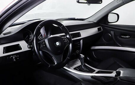 BMW 3 серия, 2011 год, 1 465 000 рублей, 15 фотография
