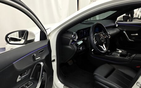 Mercedes-Benz A-Класс, 2021 год, 1 670 000 рублей, 5 фотография