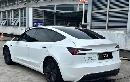 Tesla Model 3 I, 2024 год, 2 815 000 рублей, 3 фотография