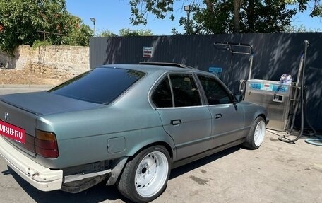 BMW 5 серия, 1990 год, 400 000 рублей, 8 фотография