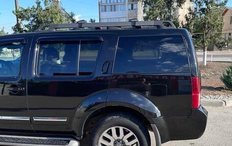 Nissan Pathfinder, 2011 год, 1 650 000 рублей, 30 фотография