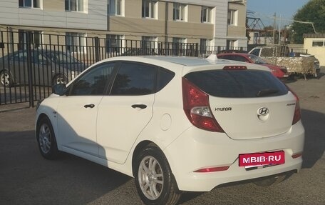 Hyundai Solaris II рестайлинг, 2015 год, 865 000 рублей, 8 фотография