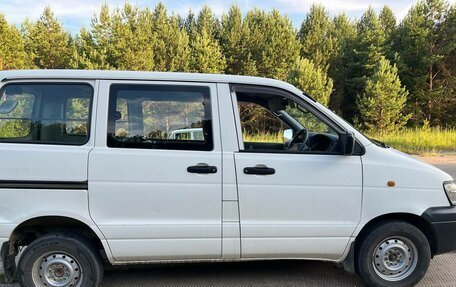 Toyota Town Ace III, 1999 год, 550 000 рублей, 7 фотография